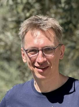 Dr. Roland  Pieruschka